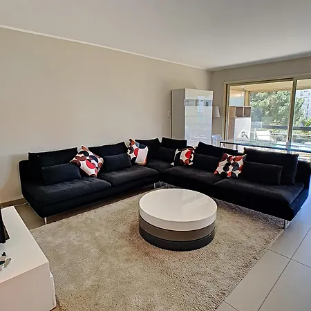 Appartement Cannes, 3 Pièces, 4 Personnes - Fr-1-470-33 Cannes