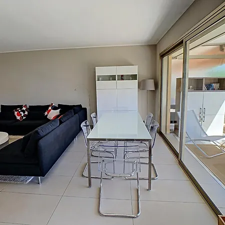 Appartement Cannes, 3 Pièces, 4 Personnes - Fr-1-470-33