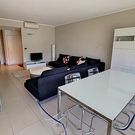 Appartement Cannes, 3 Pièces, 4 Personnes - Fr-1-470-33 Cannes