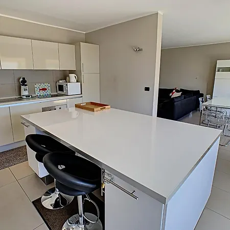 Appartement Cannes, 3 Pièces, 4 Personnes - Fr-1-470-33